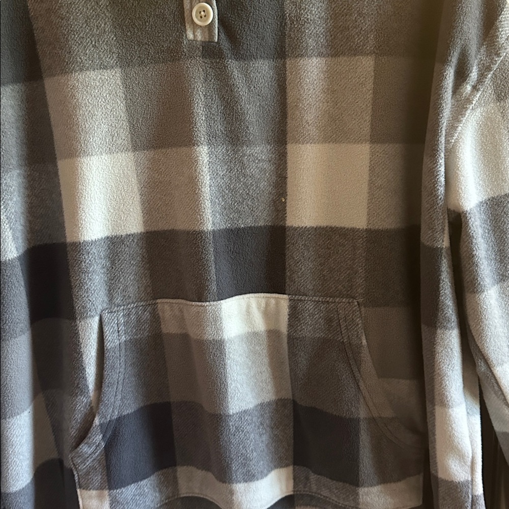 Old Navy Micro Performance Fleece Henley Hoodie - Picture 5 of 7
